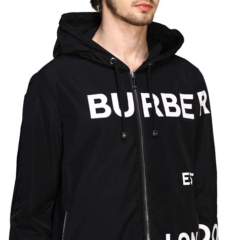 chaquetas burberry.